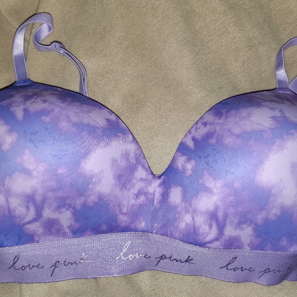 Victoria secret pink wear anywhere wireless lightly lined lace bra 36d purple